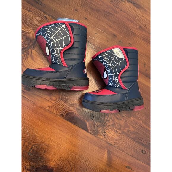 MARVEL SPIDER-MAN Winter Boots Little Kids Size 8 K, Multi Color Light Up NEW - Picture 2 of 14